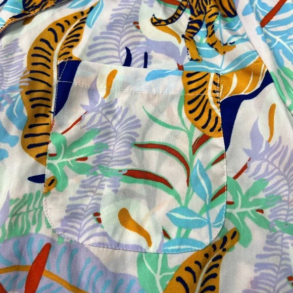 Cynthia Rowley M Women’s Tiger Print Pajama Set Button Up Top Drawstring Shorts - Picture 4 of 7